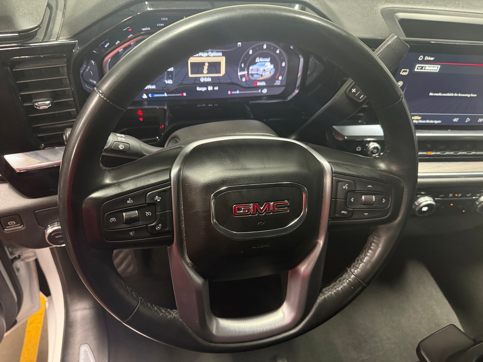 Thumbnail: 2024 GMC Sierra 1500 - 4