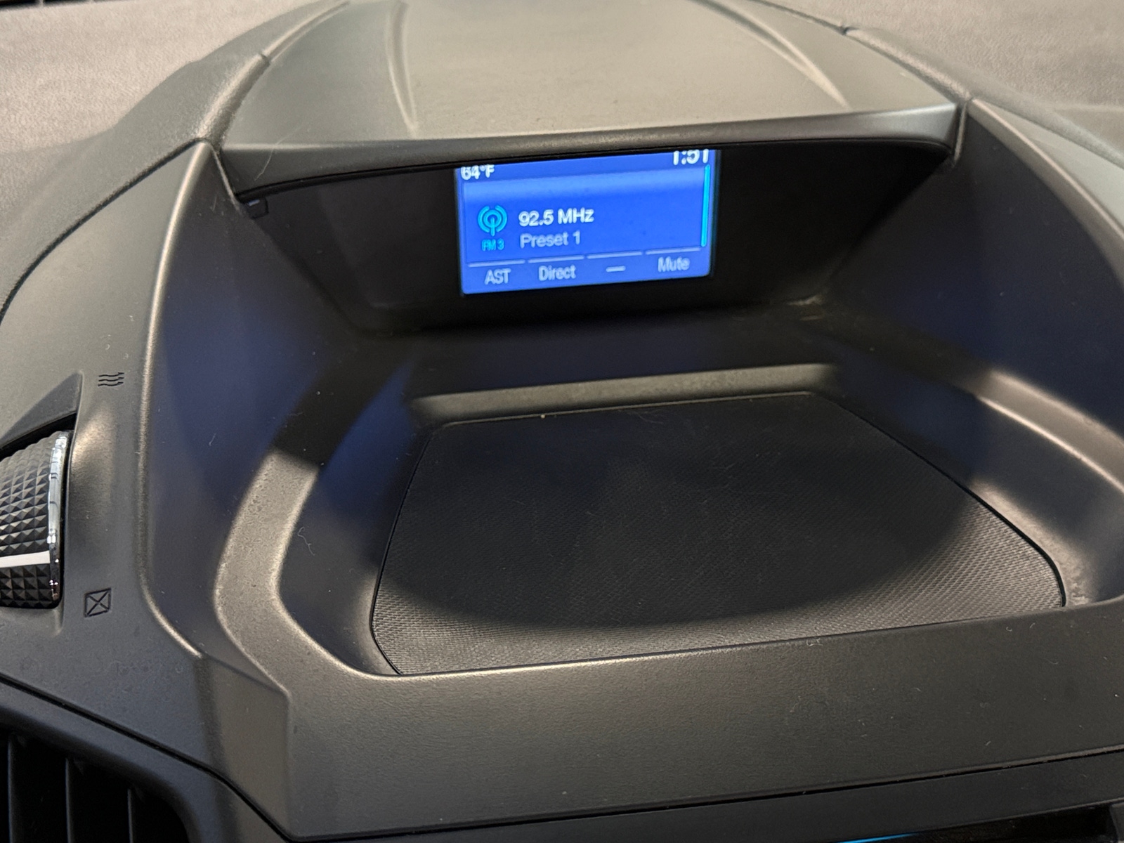 Thumbnail: 2015 Ford Escape - 4