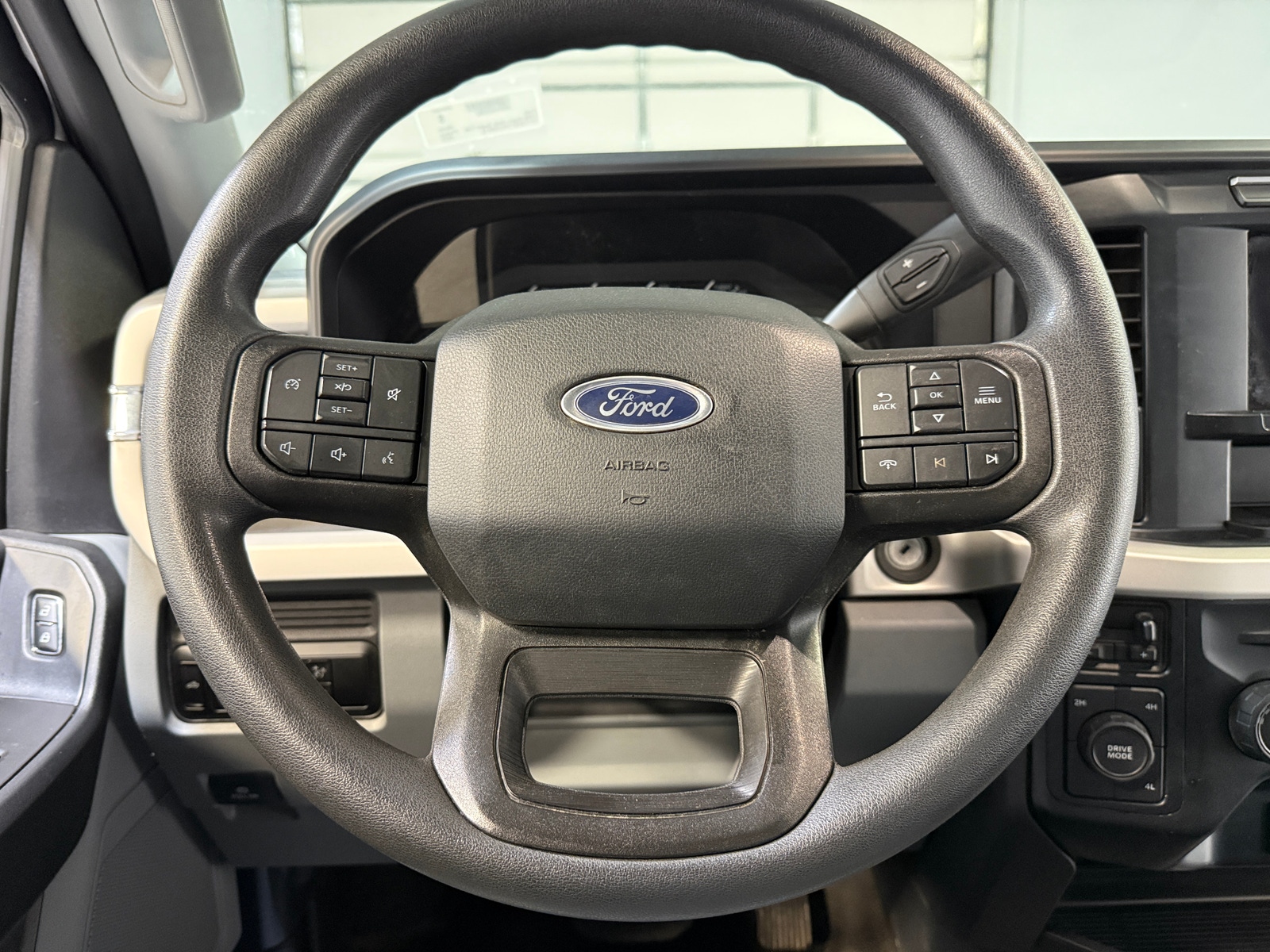 Thumbnail: 2023 Ford Econoline - 4