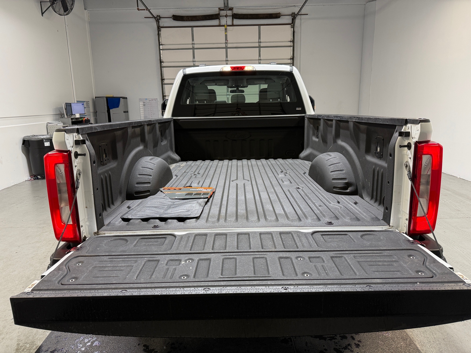 Thumbnail: 2023 Ford Econoline - 6