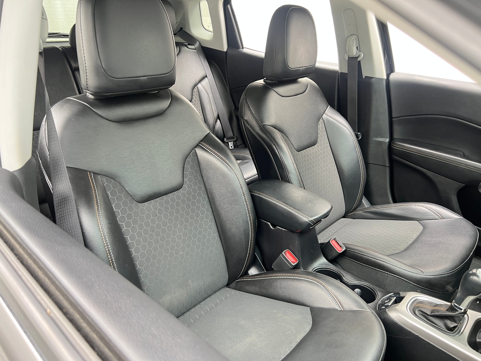 Thumbnail: 2019 Jeep Compass - 2