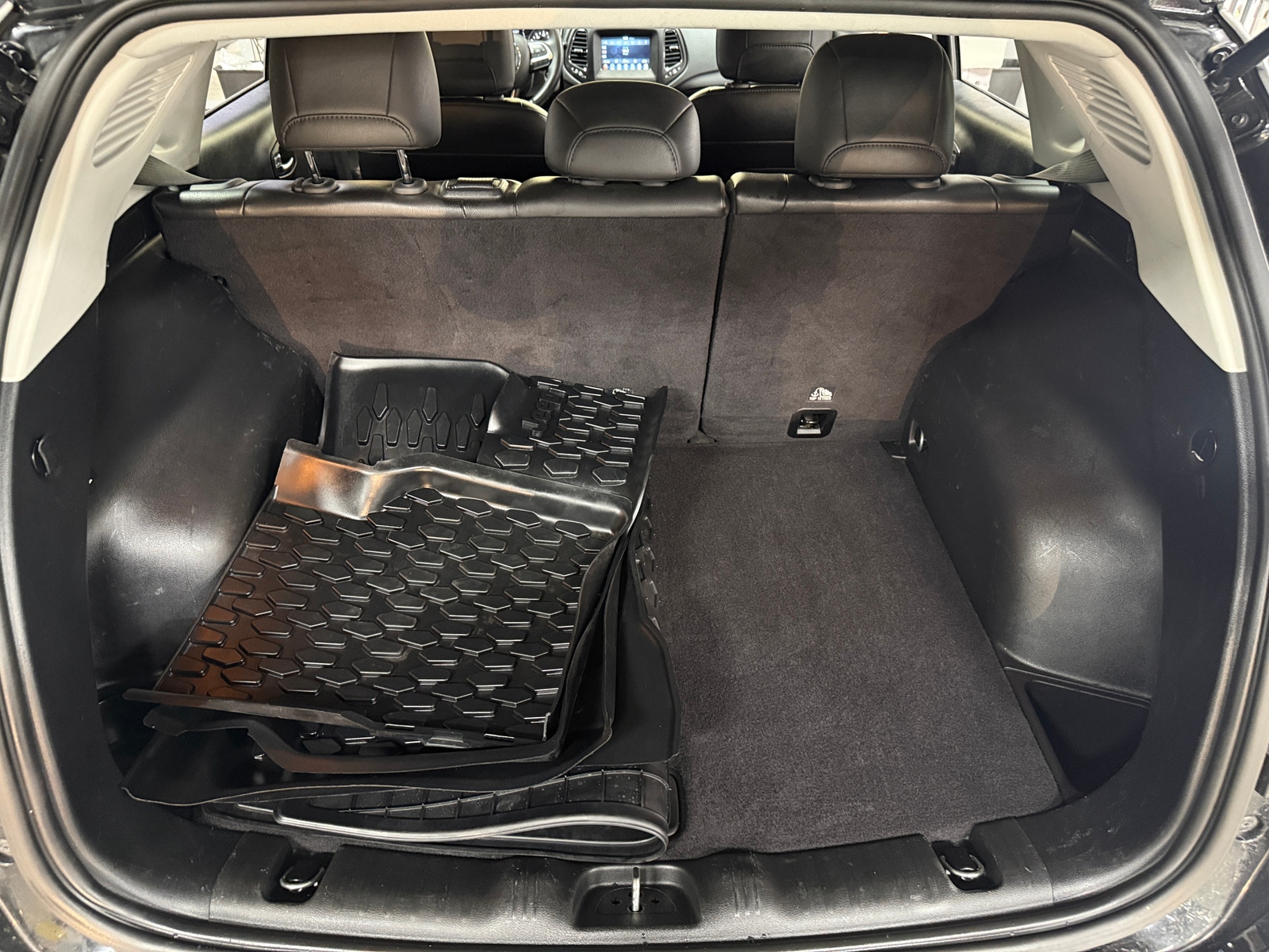 Thumbnail: 2019 Jeep Compass - 7