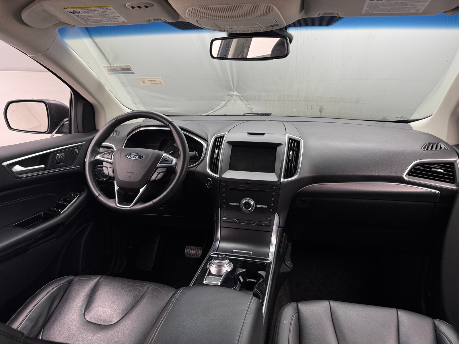 Thumbnail: 2019 Ford Edge - 2
