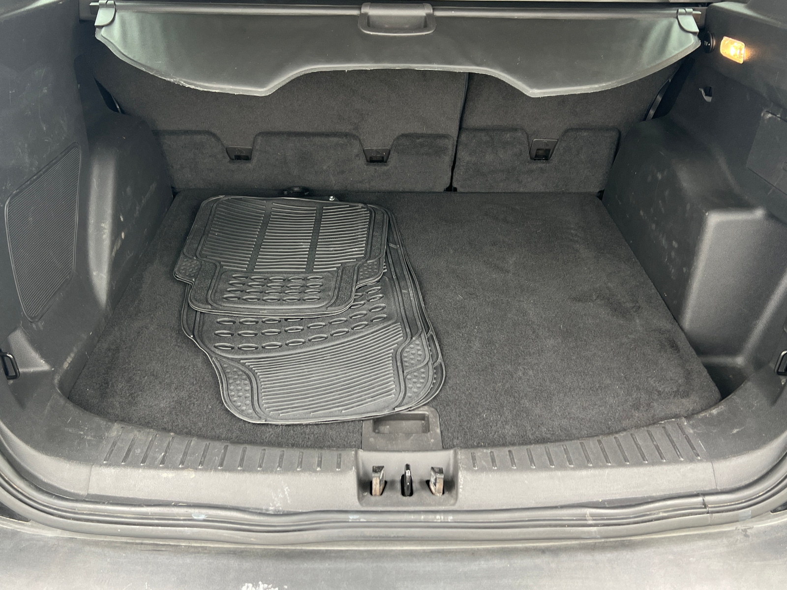 Thumbnail: 2019 Ford Escape - 6