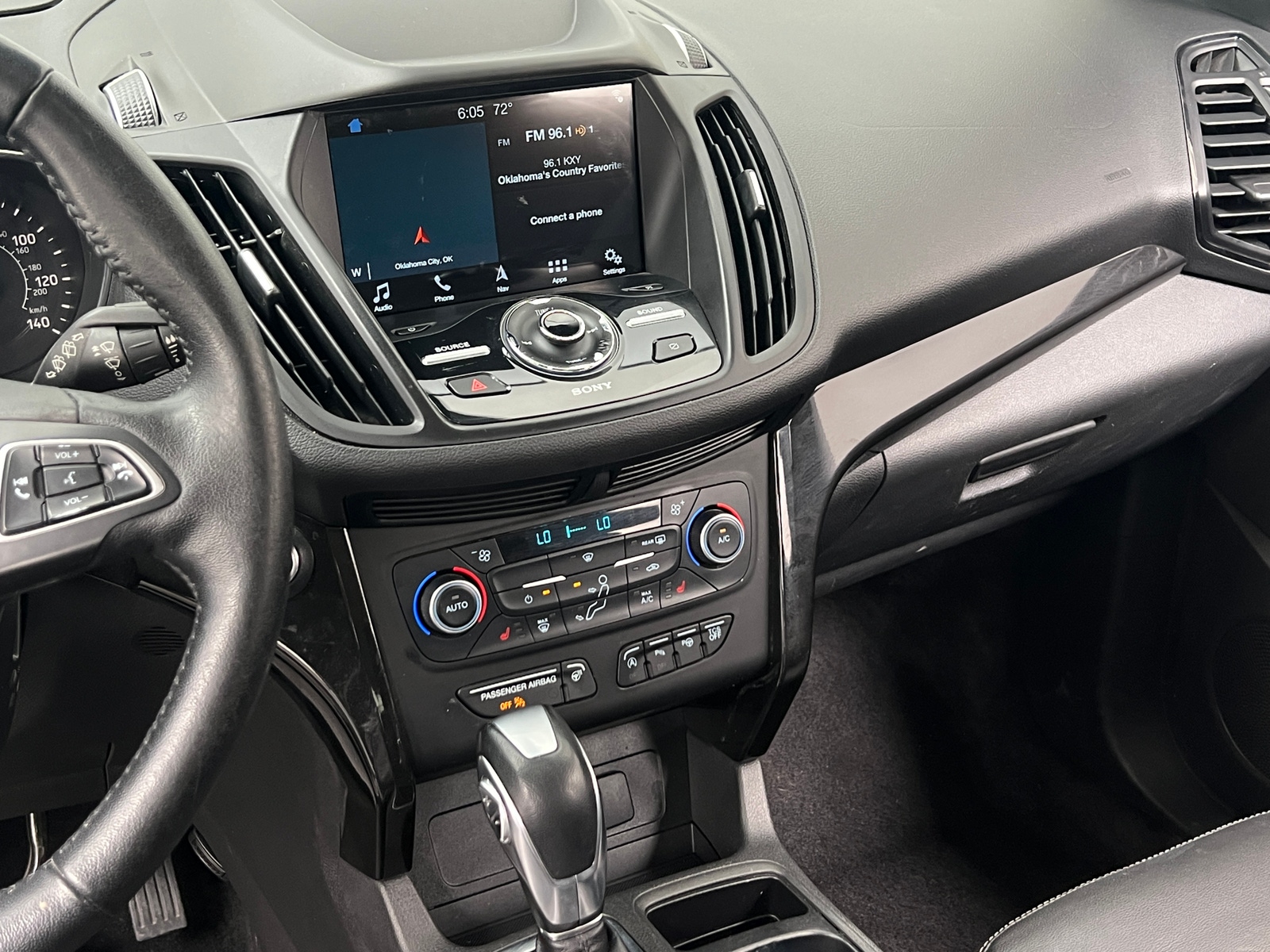 Thumbnail: 2019 Ford Escape - 3