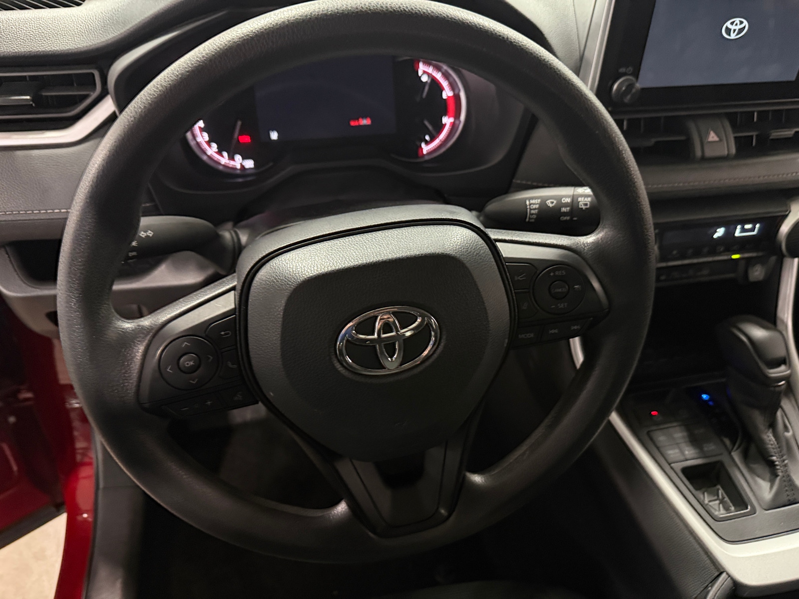 Thumbnail: 2025 Toyota RAV4 - 5