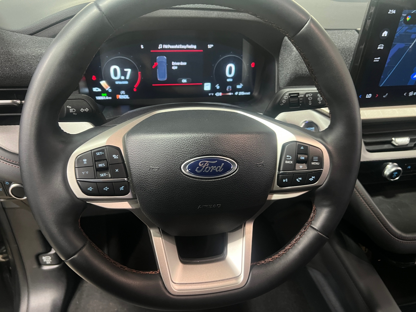 Thumbnail: 2025 Ford Explorer - 5