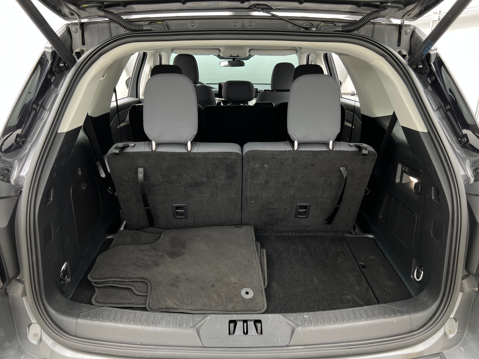 Thumbnail: 2025 Ford Explorer - 7