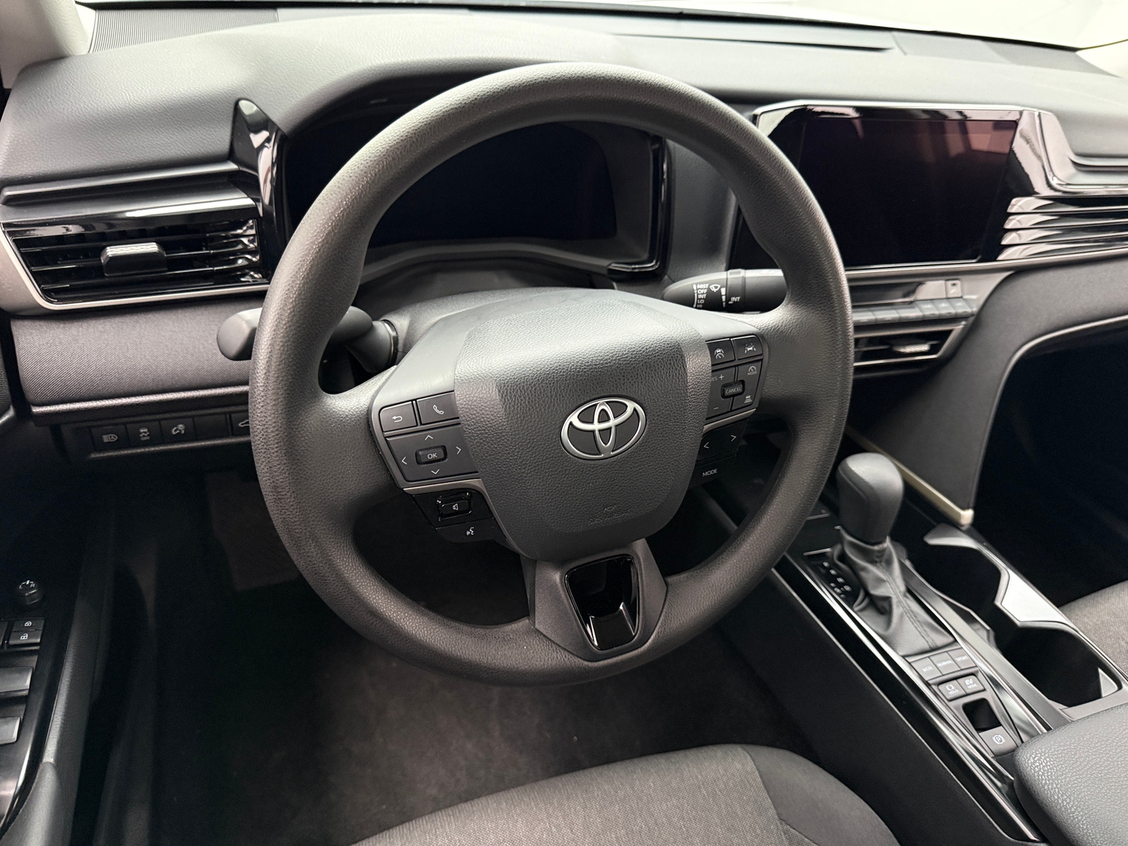 Thumbnail: 2025 Toyota Camry - 5