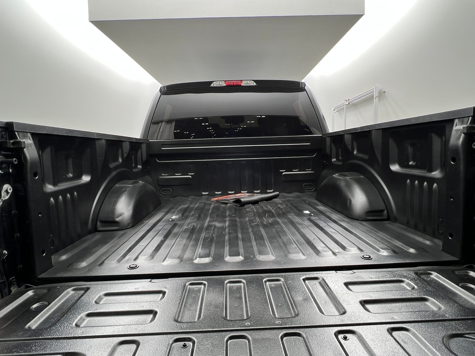 Thumbnail: 2019 Ford Econoline - 7