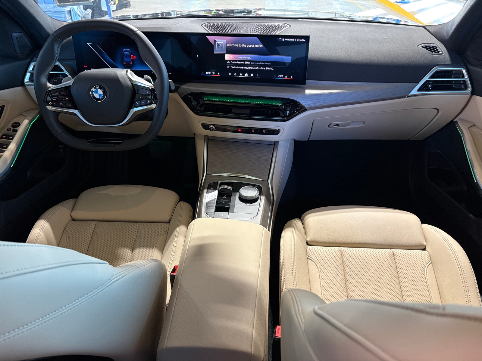 Thumbnail: 2025 BMW 3 Series - 2