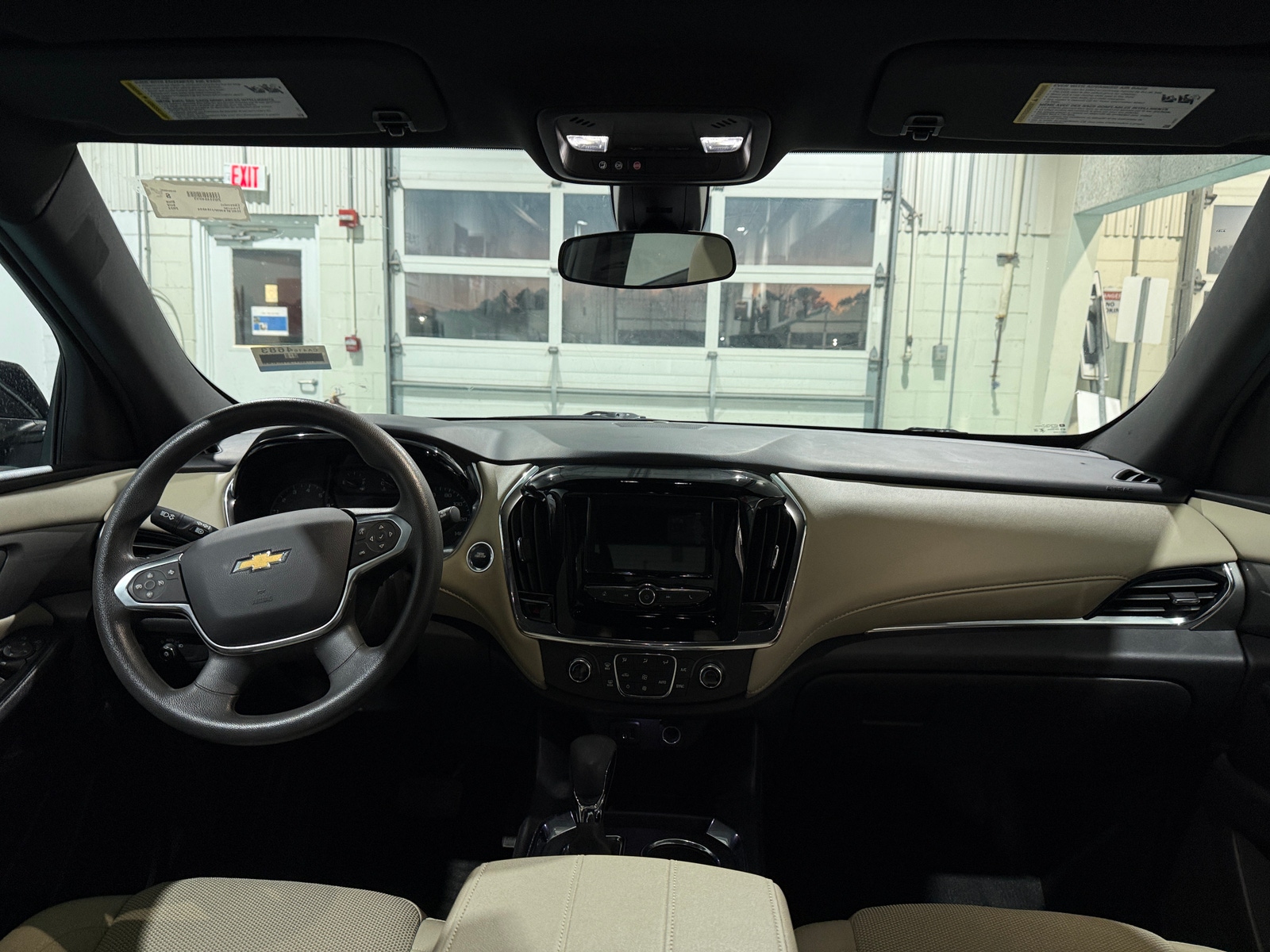 Thumbnail: 2023 Chevrolet Traverse - 3