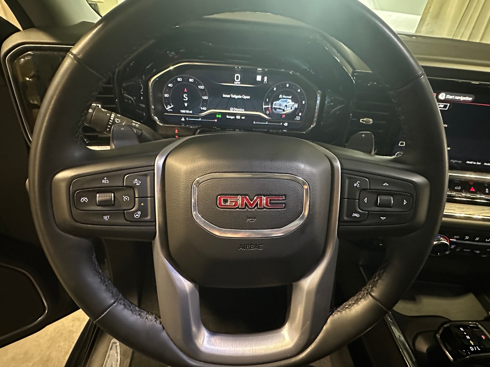 Thumbnail: 2023 GMC Sierra 1500 - 4