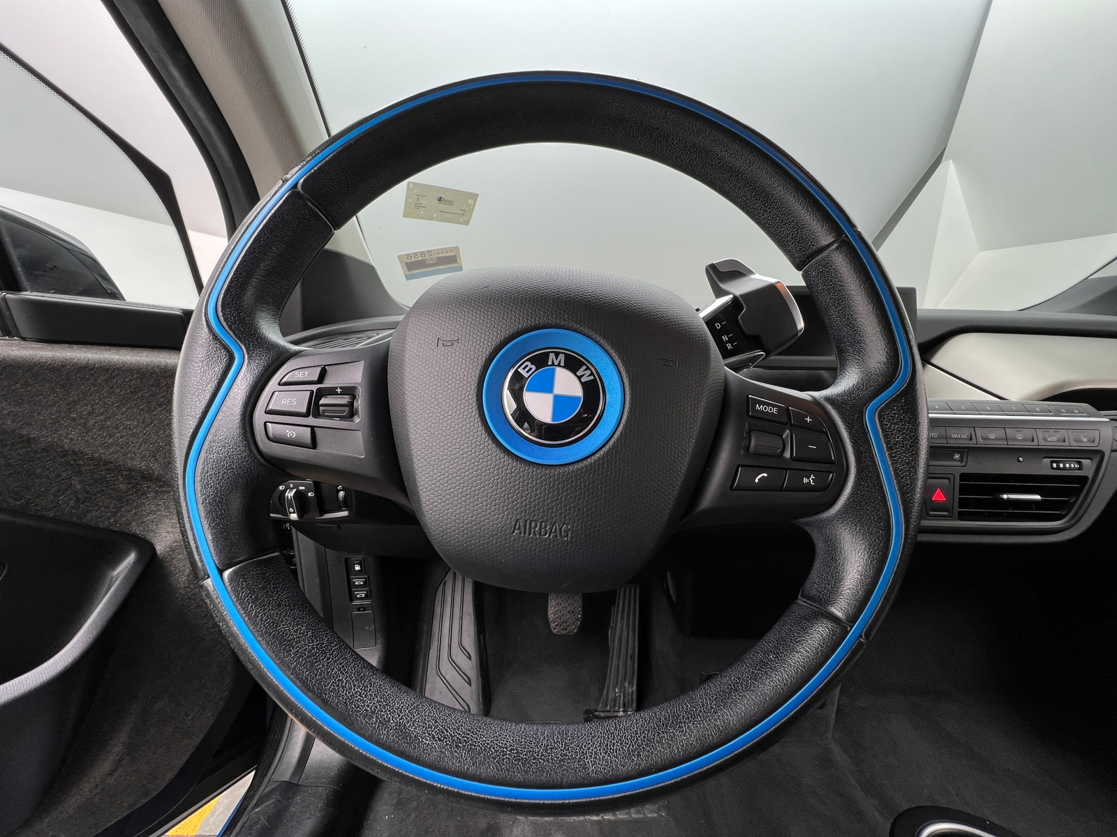 Thumbnail: 2017 BMW i3 - 5