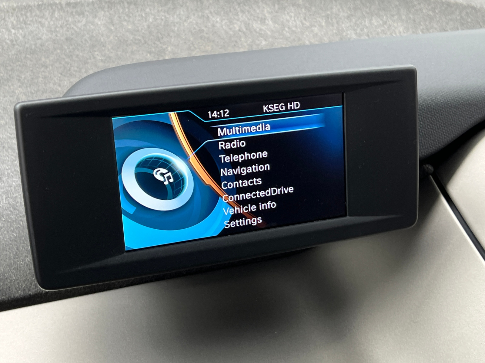 Thumbnail: 2017 BMW i3 - 4