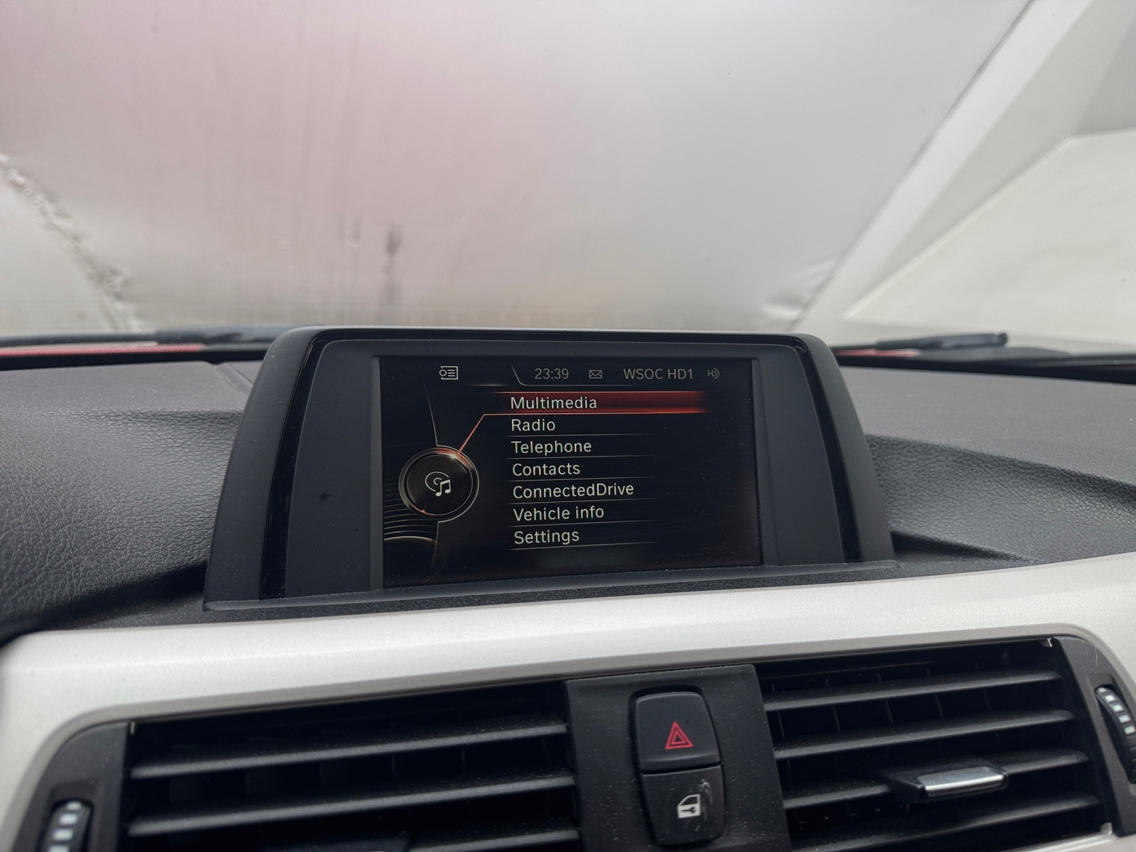 Thumbnail: 2017 BMW 3 Series - 3