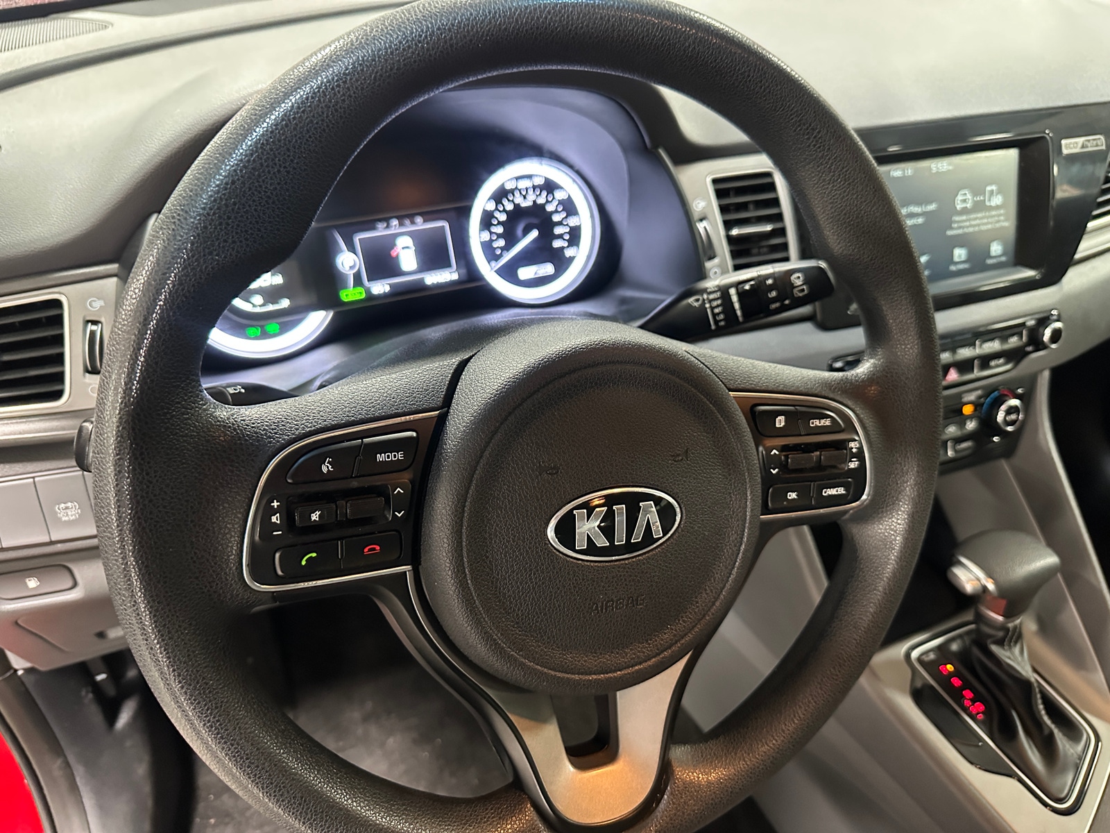 Thumbnail: 2019 Kia Niro - 5