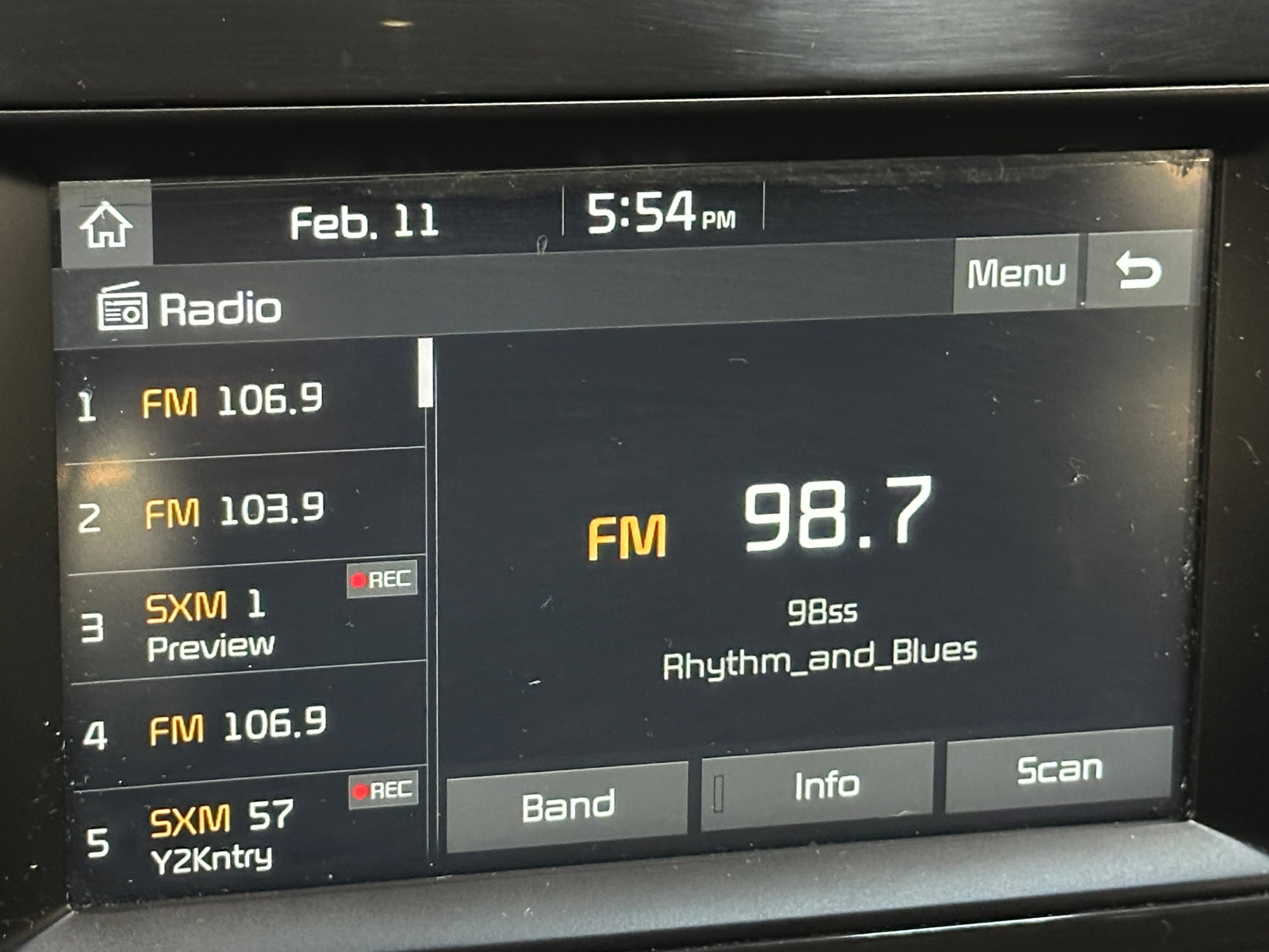 Thumbnail: 2019 Kia Niro - 4