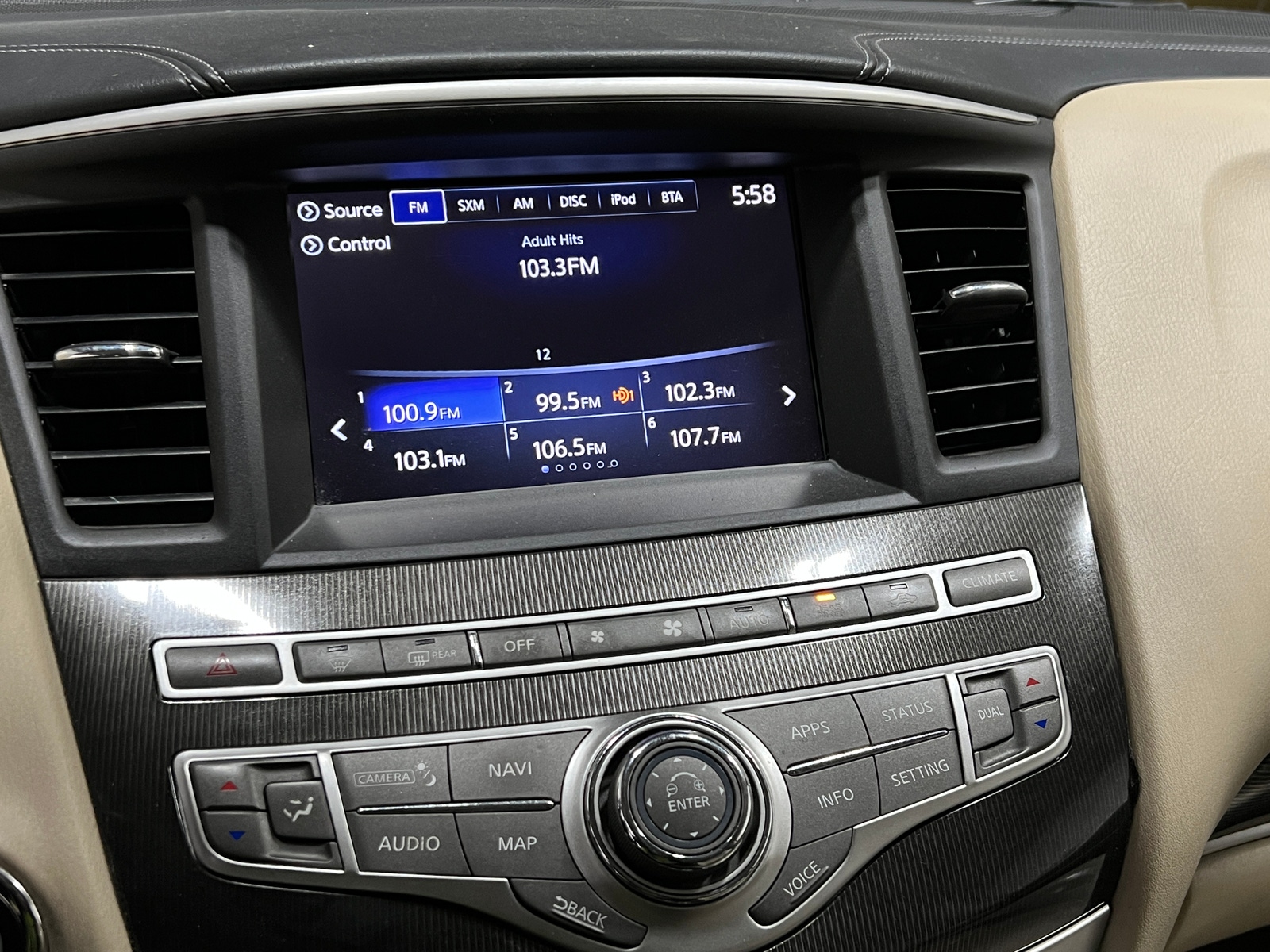 Thumbnail: 2017 INFINITI QX60 - 3