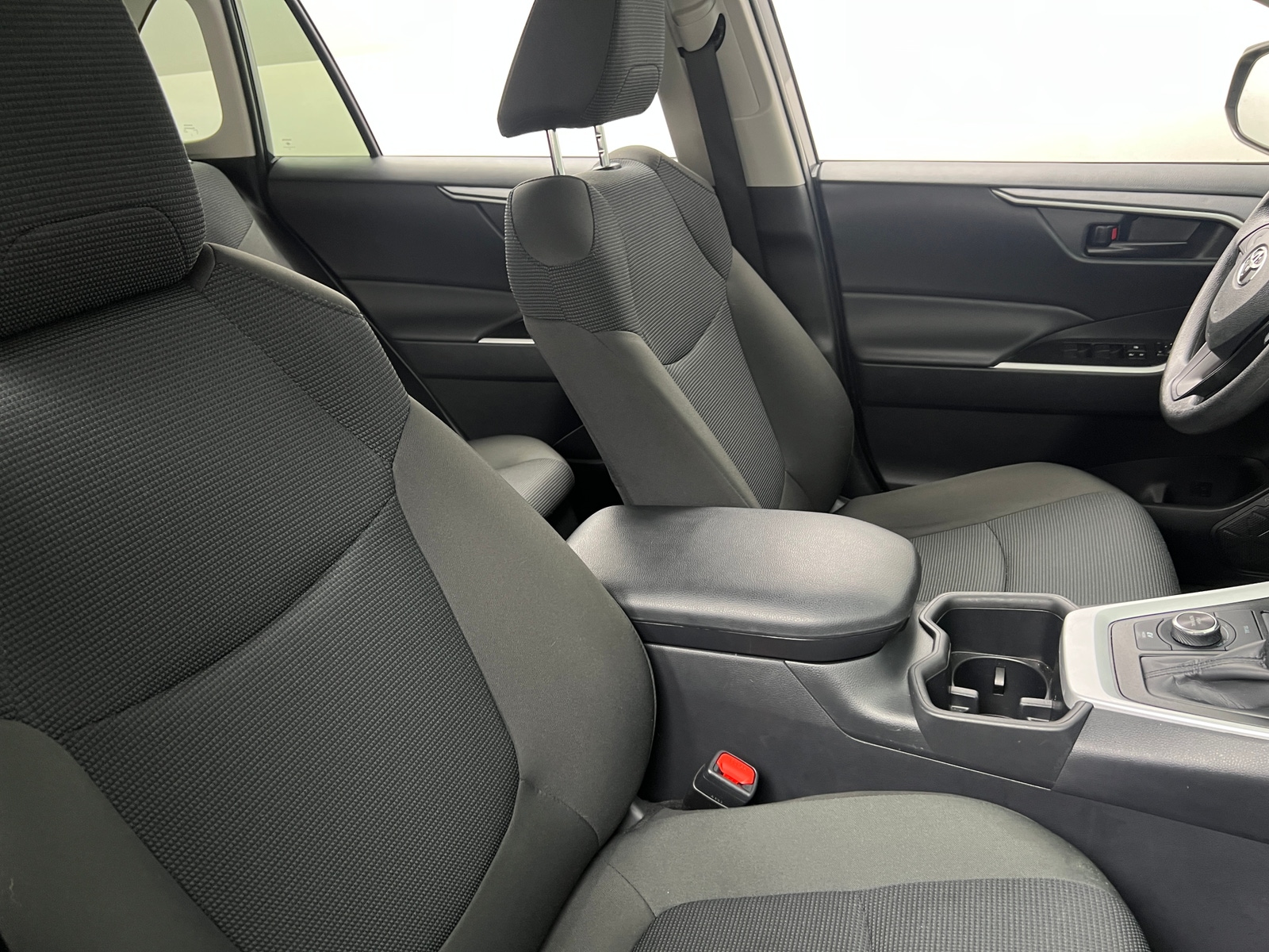 Thumbnail: 2025 Toyota RAV4 - 2