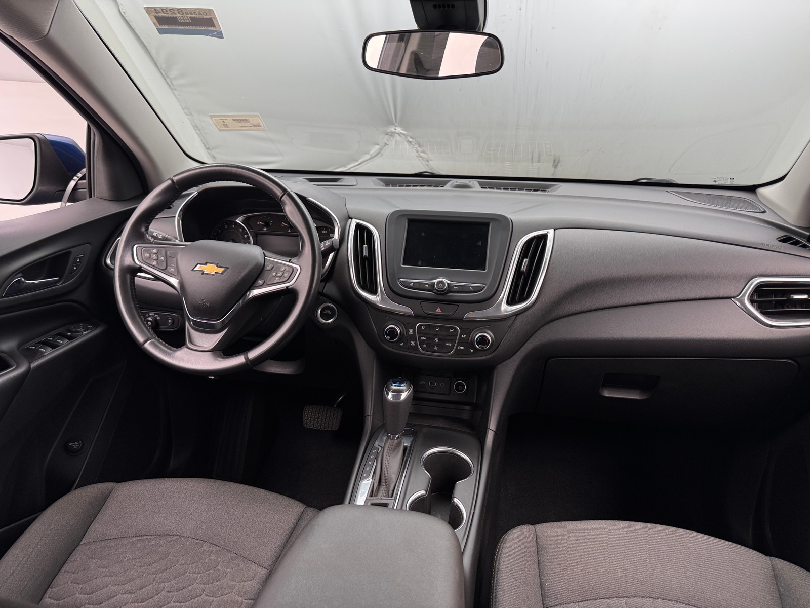 Thumbnail: 2020 Chevrolet Equinox - 3