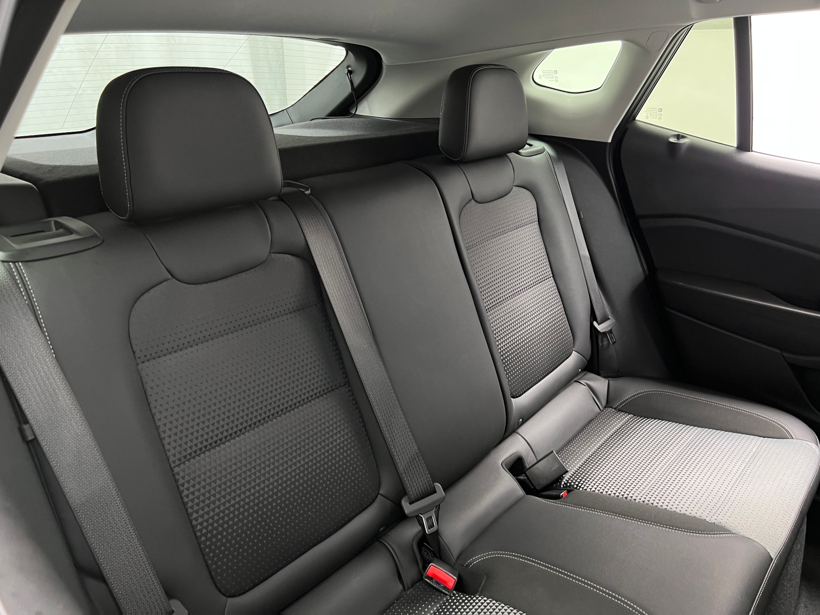 Thumbnail: 2025 Chevrolet Trax - 6