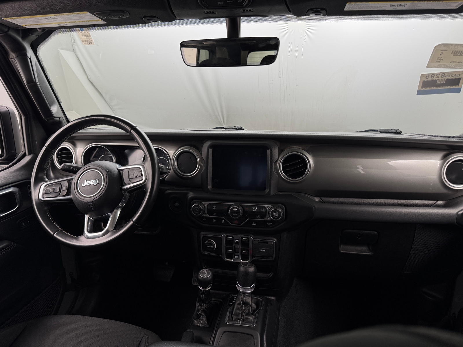 Thumbnail: 2022 Jeep Gladiator - 3