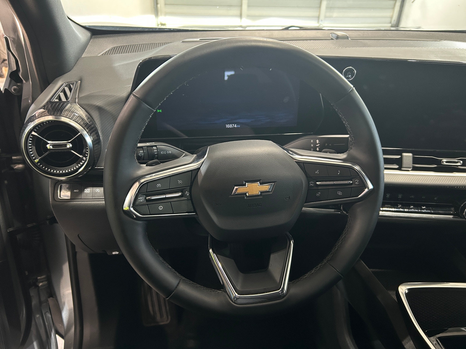 Thumbnail: 2025 Chevrolet Equinox - 5