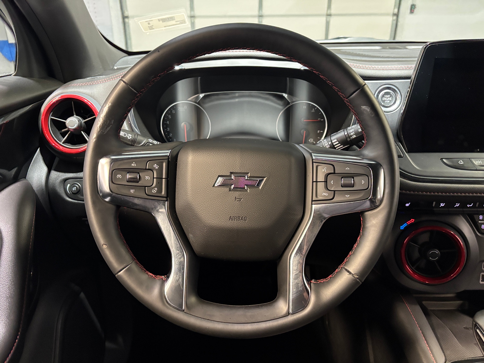 Thumbnail: 2025 Chevrolet Blazer - 4