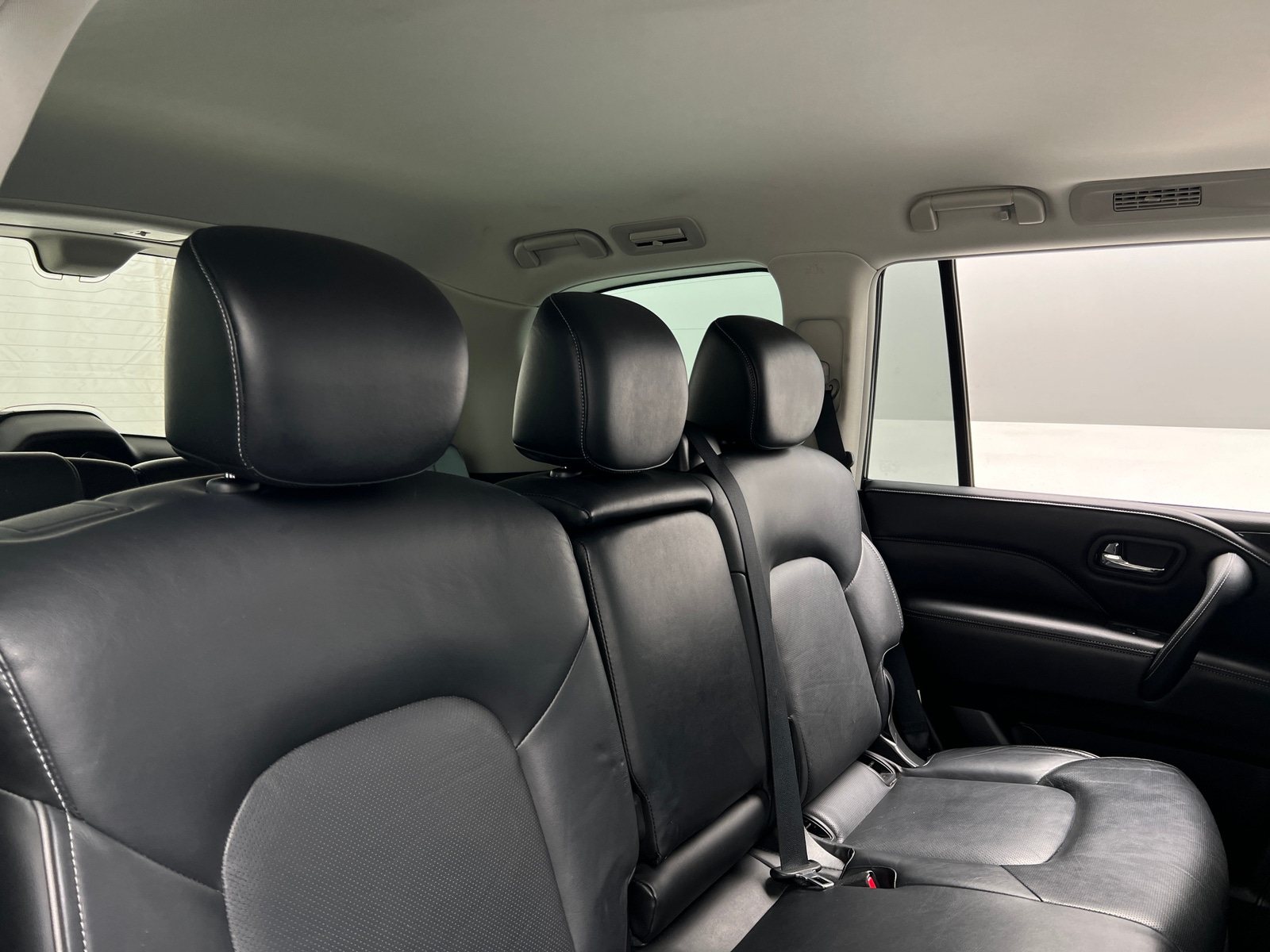 Thumbnail: 2022 INFINITI QX80 - 5