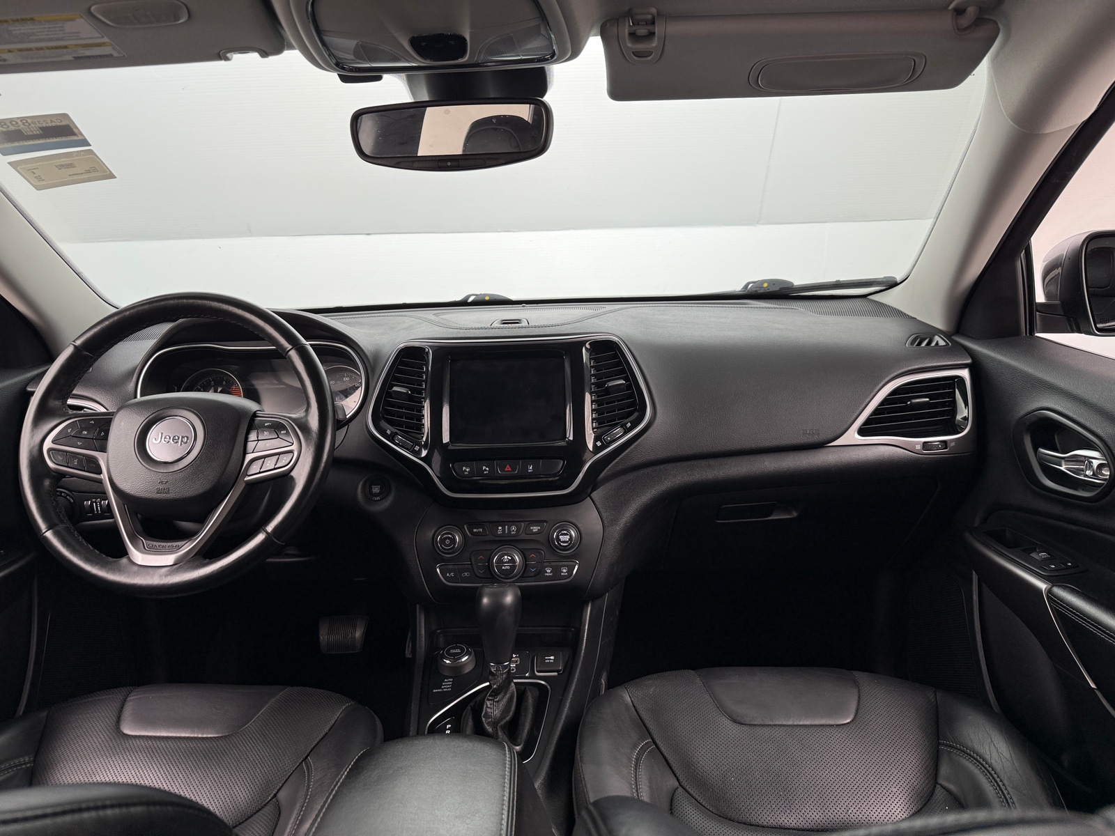 Thumbnail: 2019 Jeep Cherokee - 2