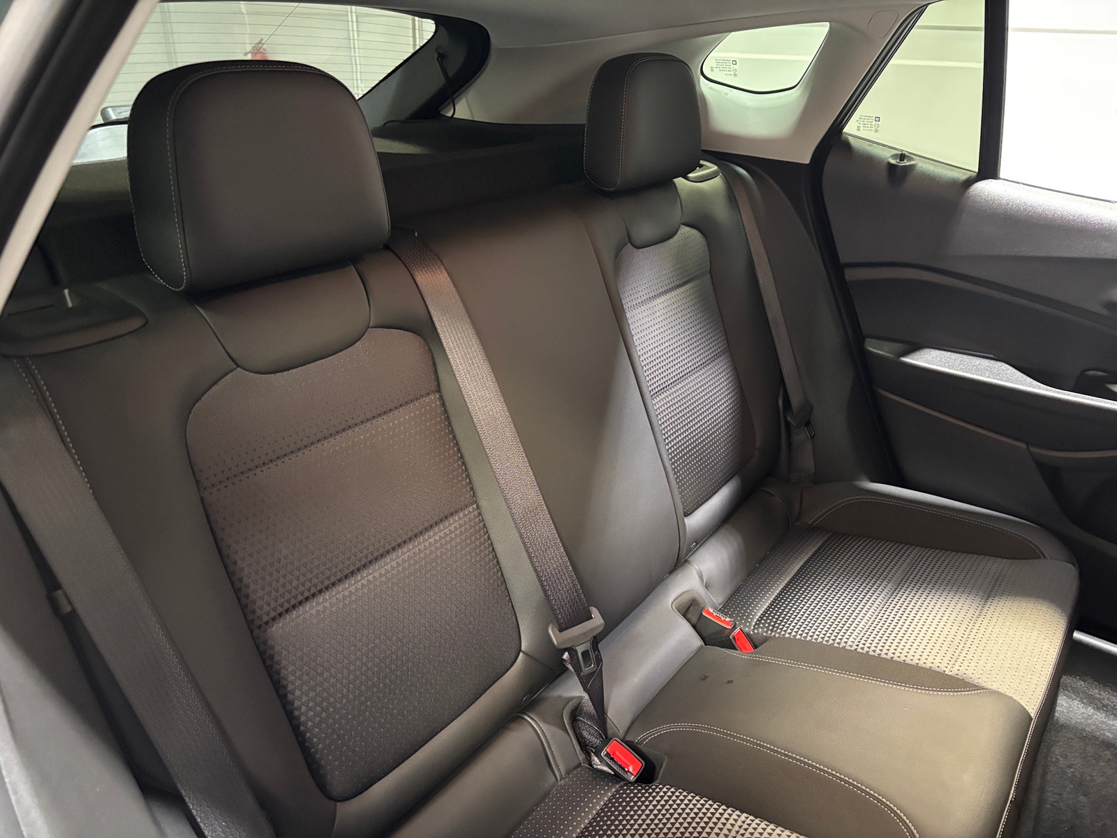 Thumbnail: 2025 Chevrolet Trax - 6