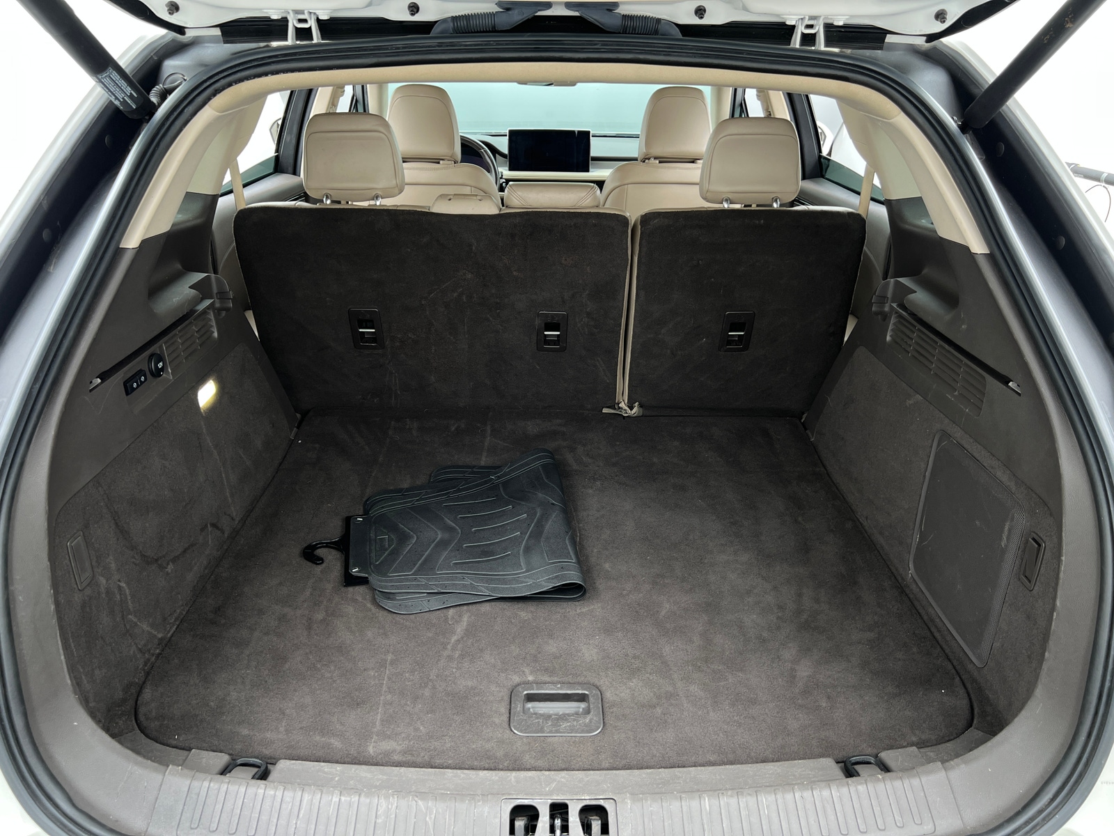 Thumbnail: 2021 Lincoln Nautilus - 6