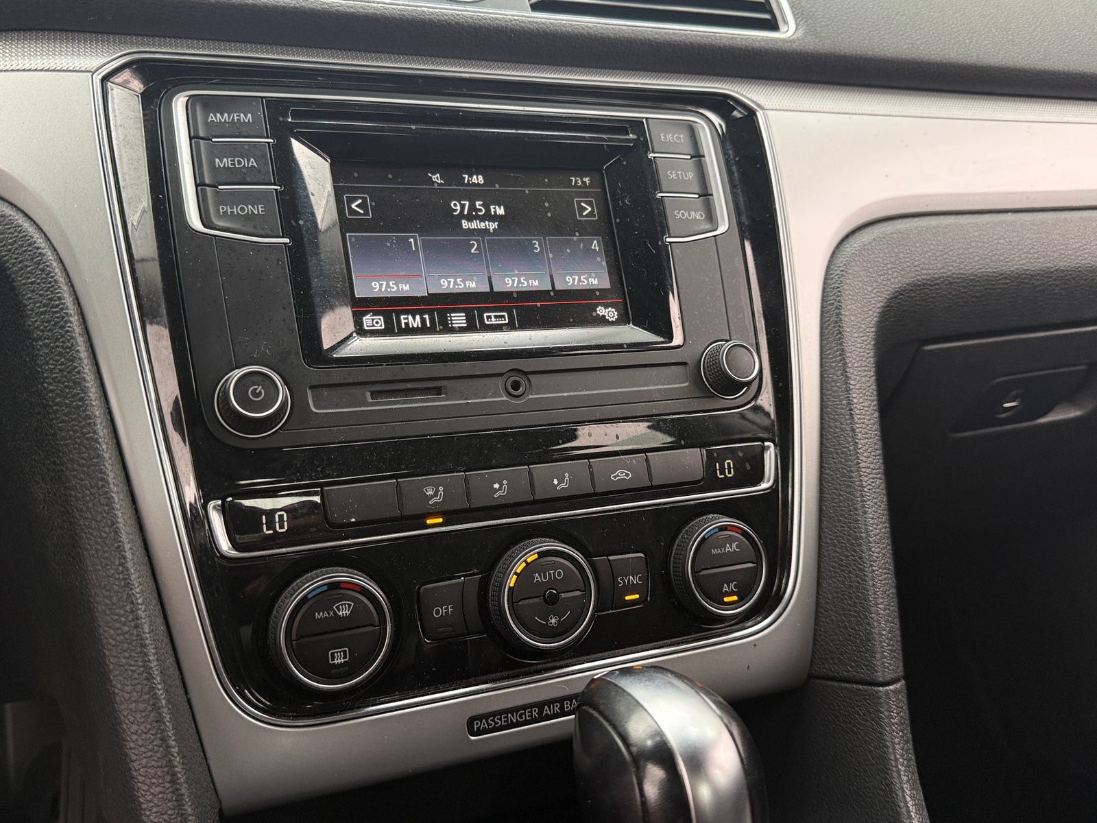 Thumbnail: 2016 Volkswagen Passat - 4