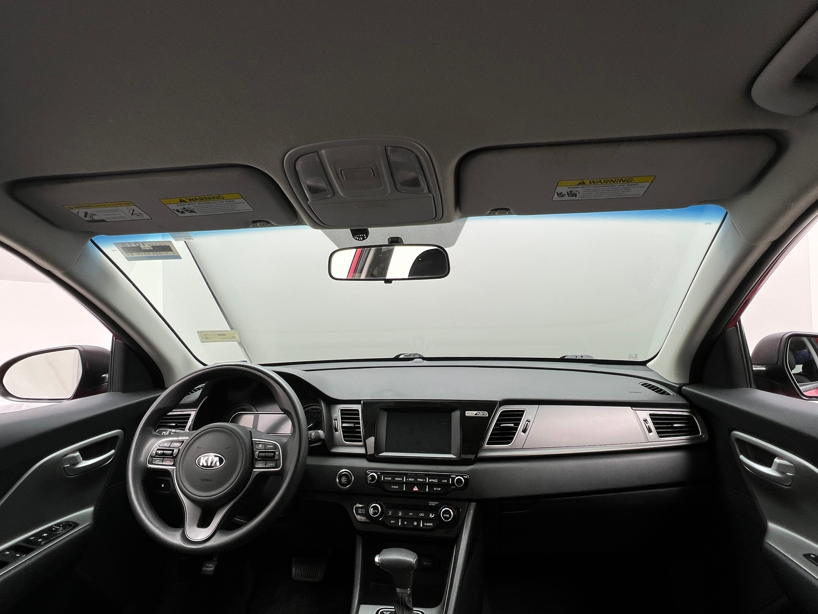 Thumbnail: 2019 Kia Niro - 3