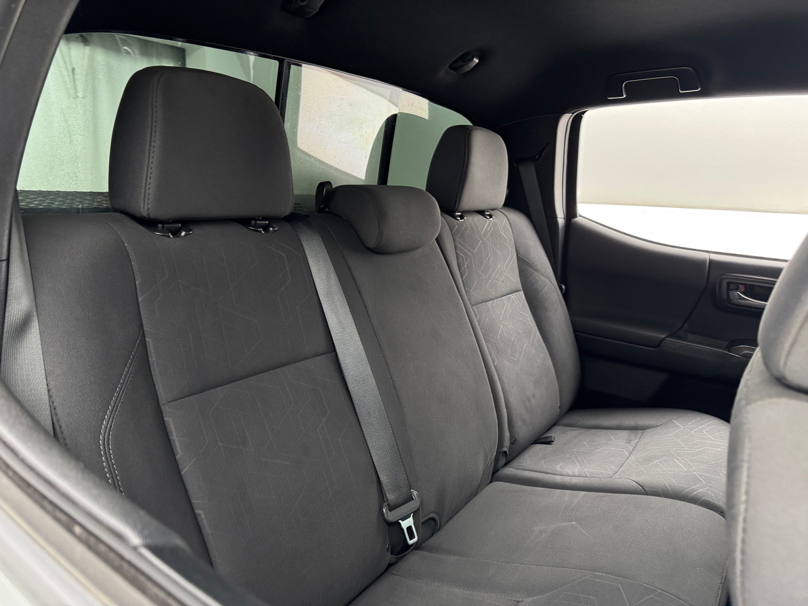 Thumbnail: 2017 Toyota Tacoma - 6