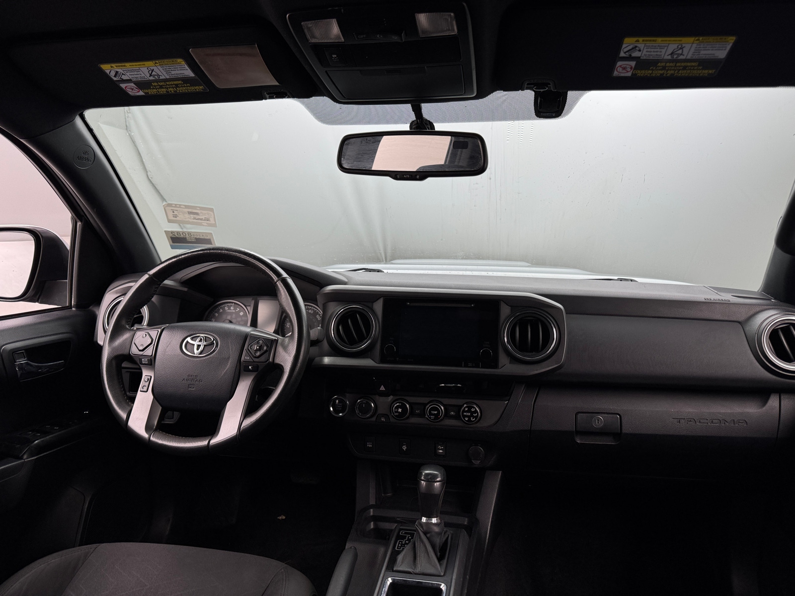 Thumbnail: 2017 Toyota Tacoma - 3