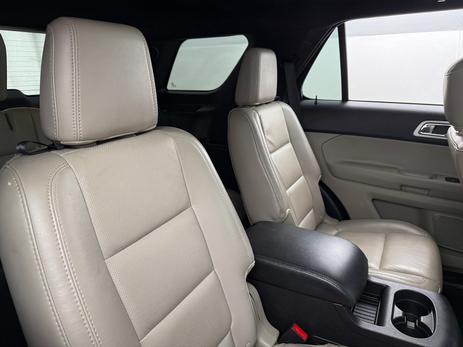 Thumbnail: 2014 Ford Explorer - 5