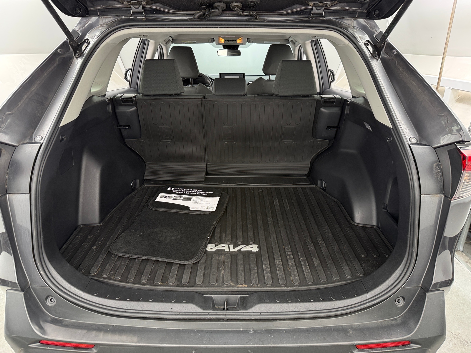 Thumbnail: 2021 Toyota RAV4 - 7