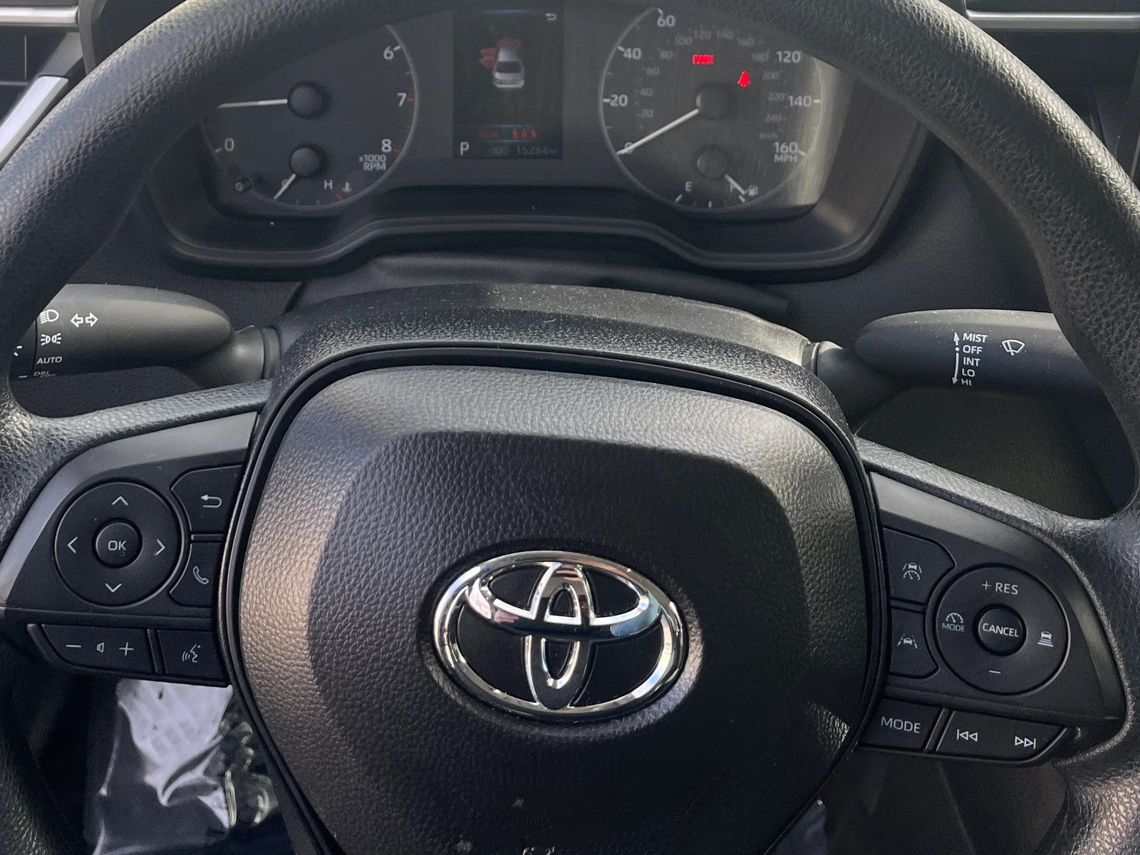 Thumbnail: 2025 Toyota Corolla - 5