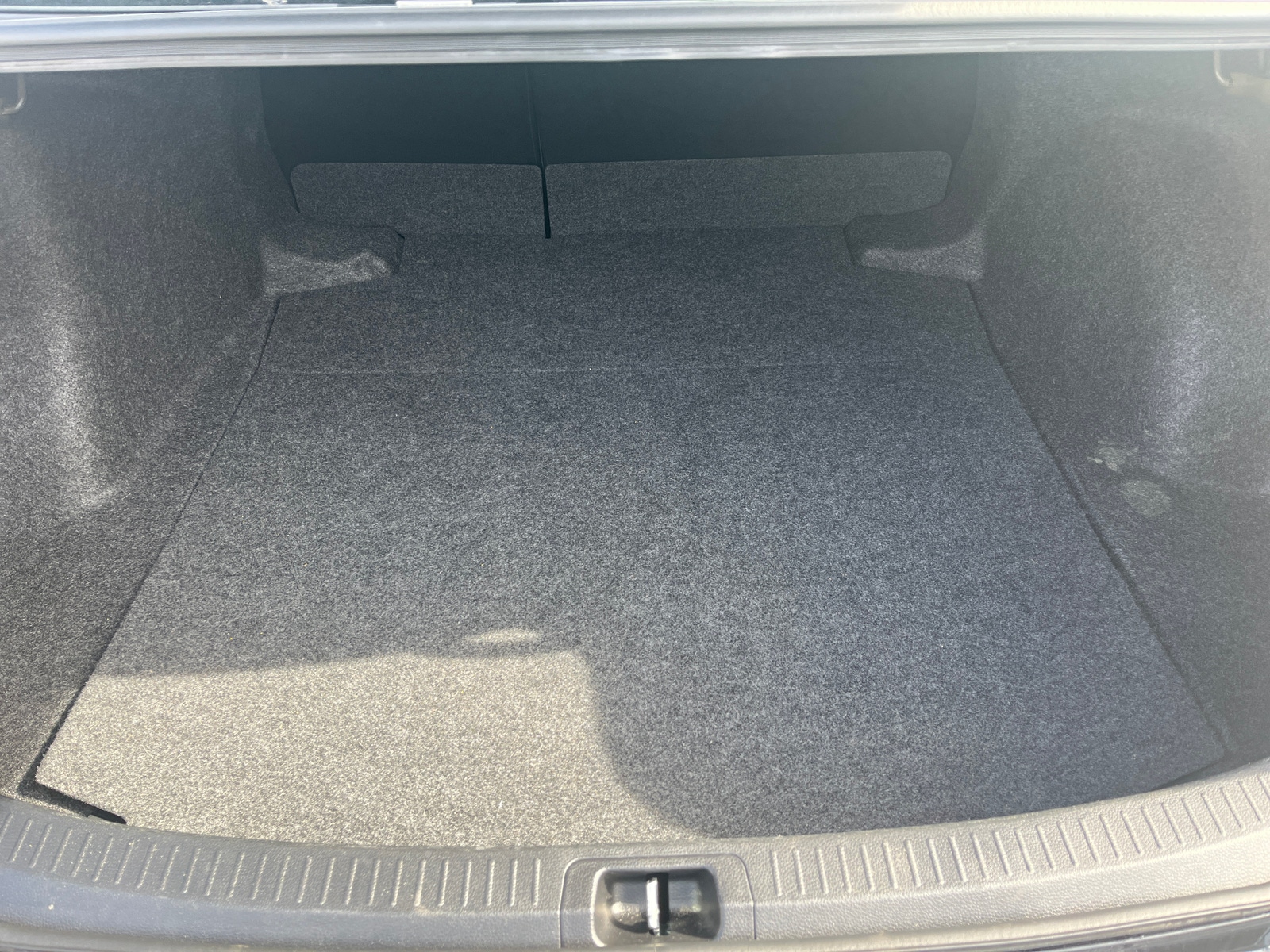 Thumbnail: 2025 Toyota Corolla - 6