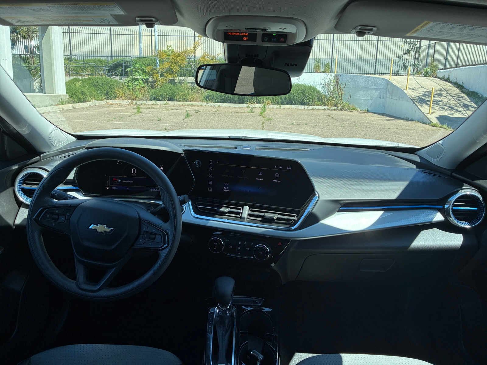 Thumbnail: 2025 Chevrolet Trax - 3