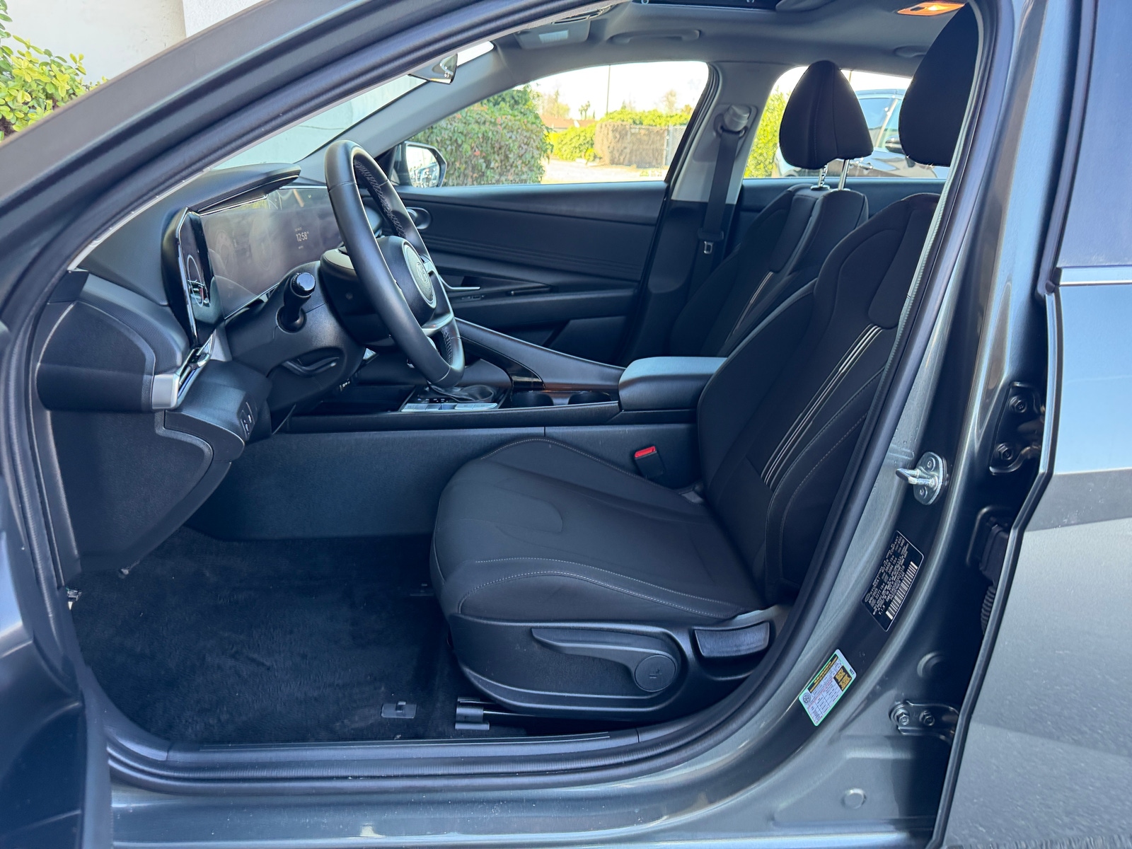 Thumbnail: 2025 Hyundai Elantra - 2