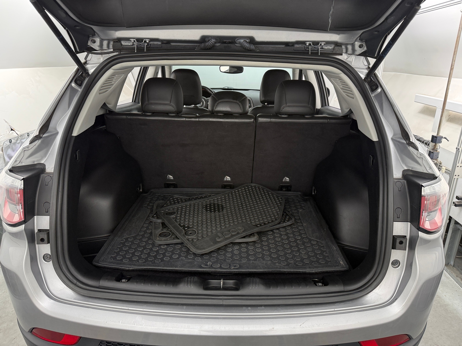 Thumbnail: 2019 Jeep Compass - 7