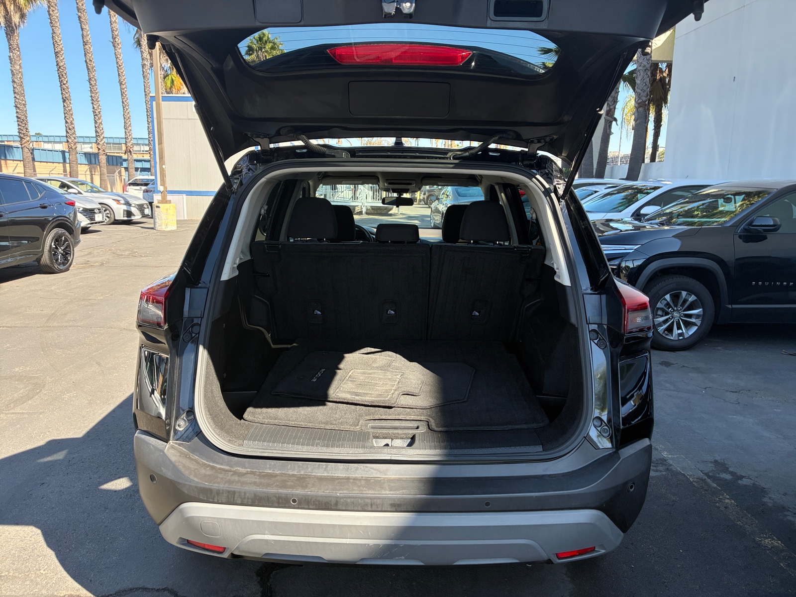 Thumbnail: 2023 Nissan Rogue - 6