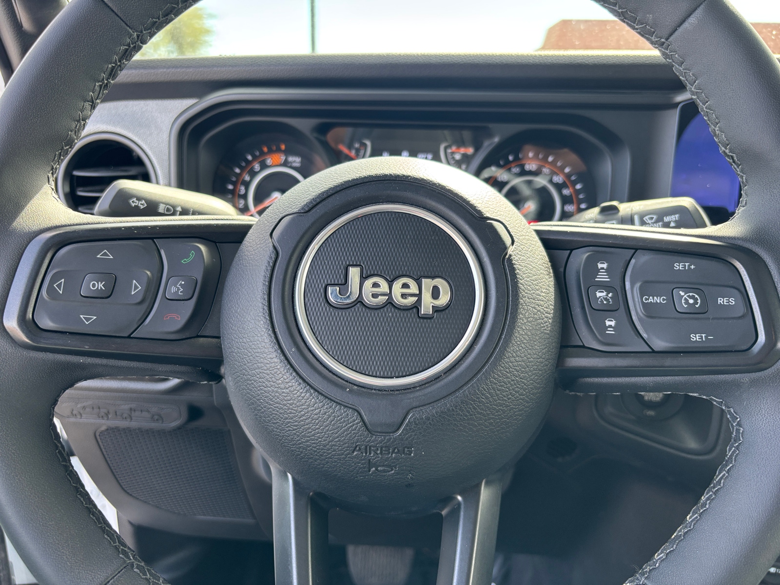 Thumbnail: 2025 Jeep Wrangler - 5