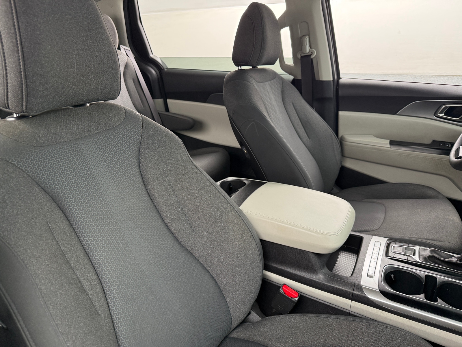 Thumbnail: 2024 Kia Carnival - 2