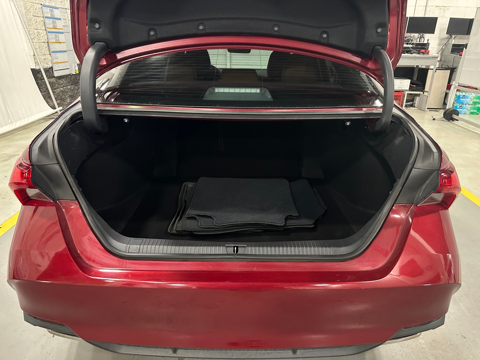 Thumbnail: 2019 Toyota Avalon - 6