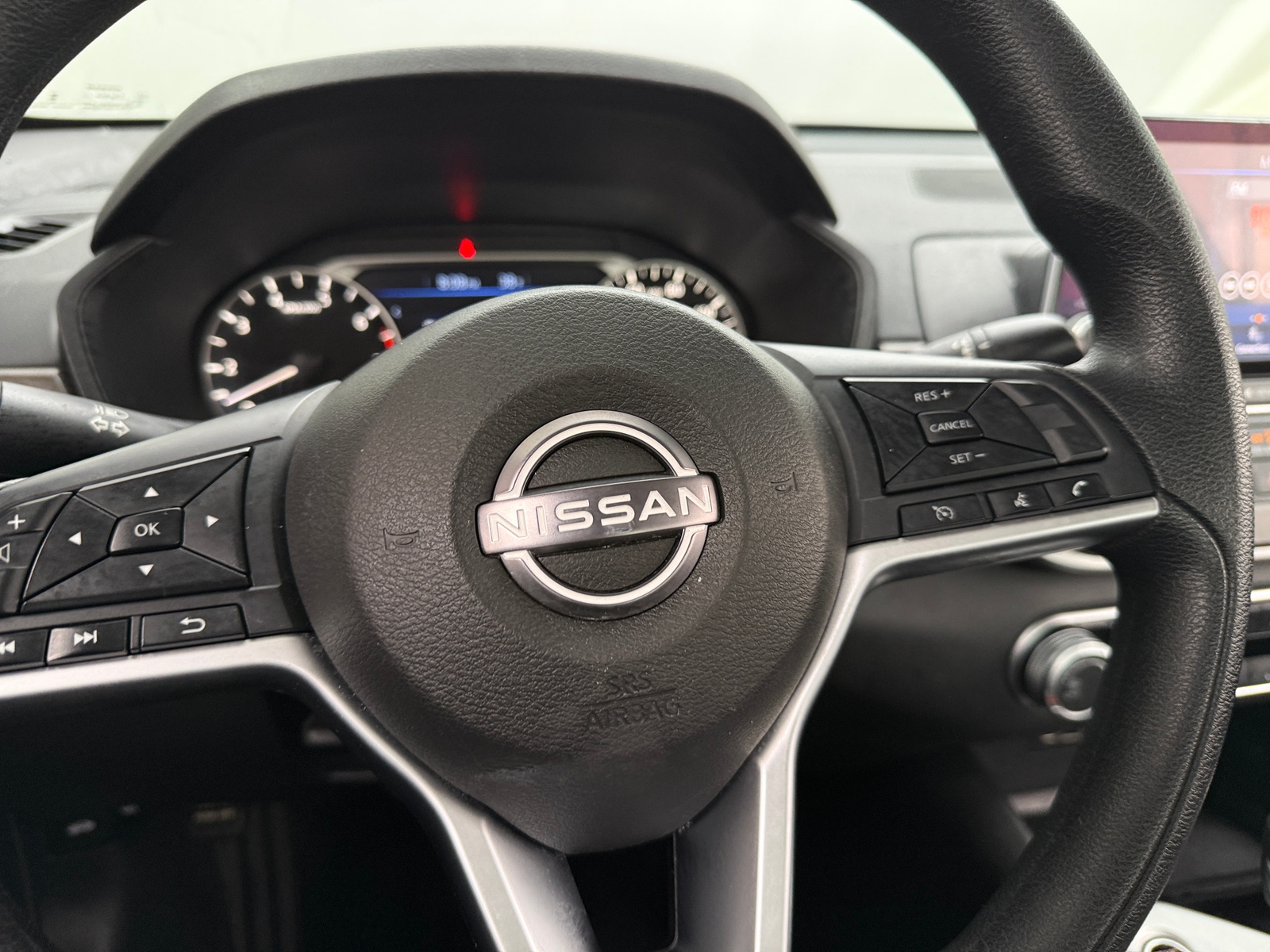 Thumbnail: 2024 Nissan Altima - 5