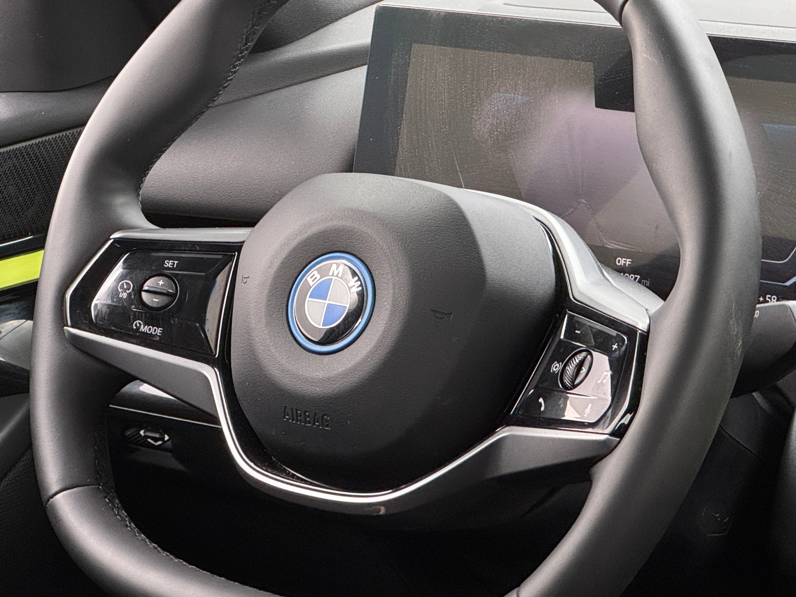 Thumbnail: 2025 BMW i5 - 4
